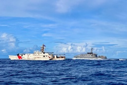 U.S. Coast Guard, Federated States of Micronesia National Police conduct at-sea engagements to combat illegal fishing, strengthen skills