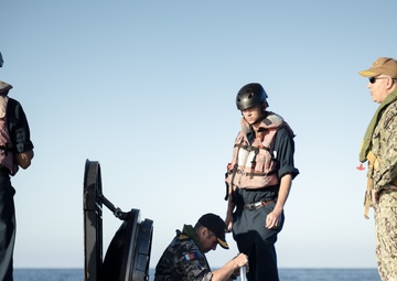 CTF 74 Visits U.S. Submarine in Australia