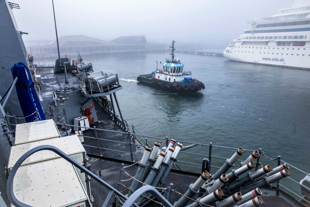 USS Porter Arrives in Tallinn, Estonia