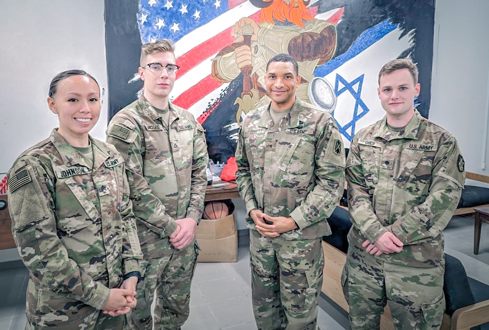 10TH AAMDC commanding general visits 13th MDB in Israel