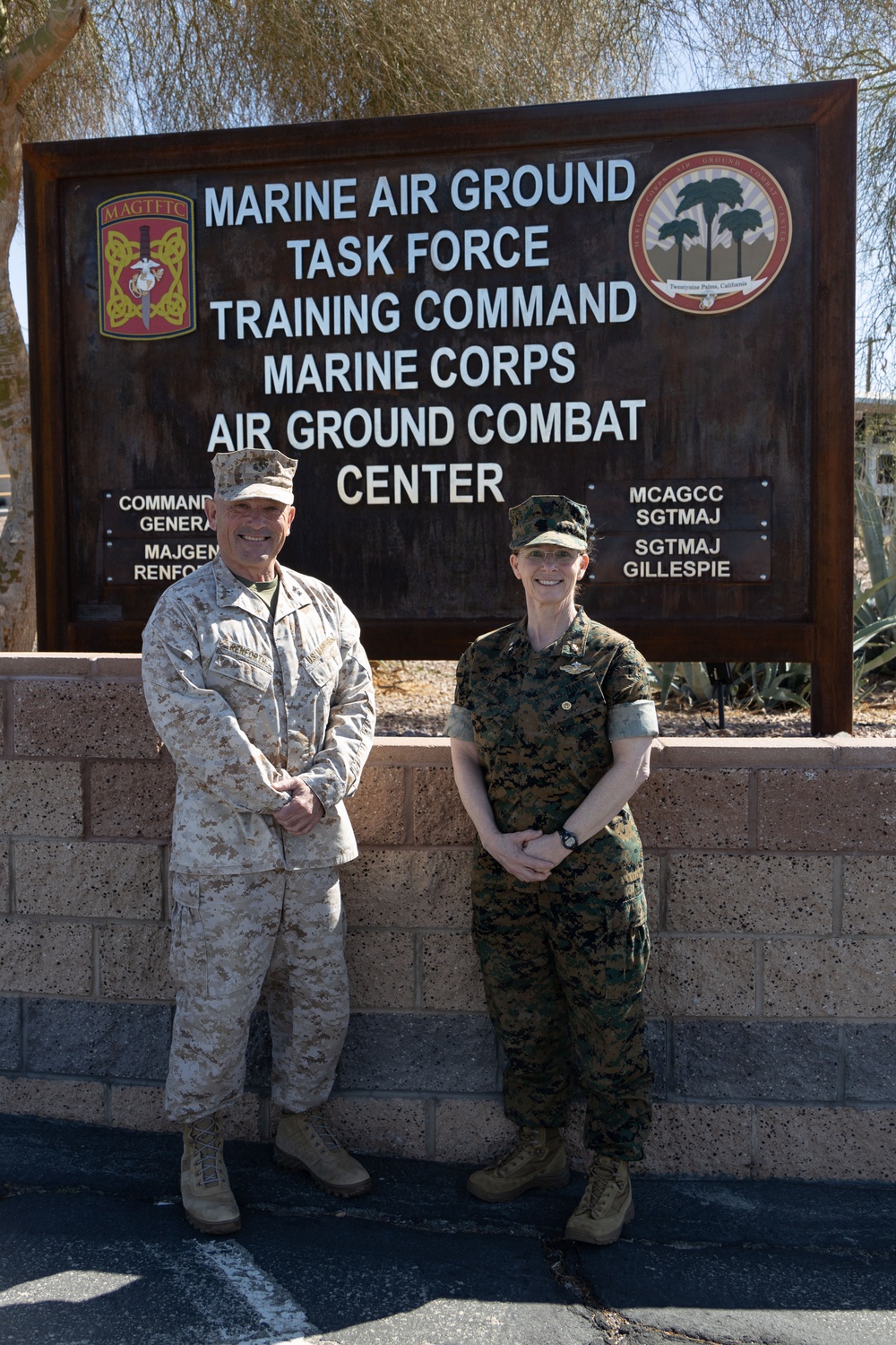 Medical officer of the Marine Corps visits MCAGCC.