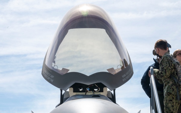 Civil Air Patrol and U.S. Naval Sea Cadets tour Edwards Air Force Base