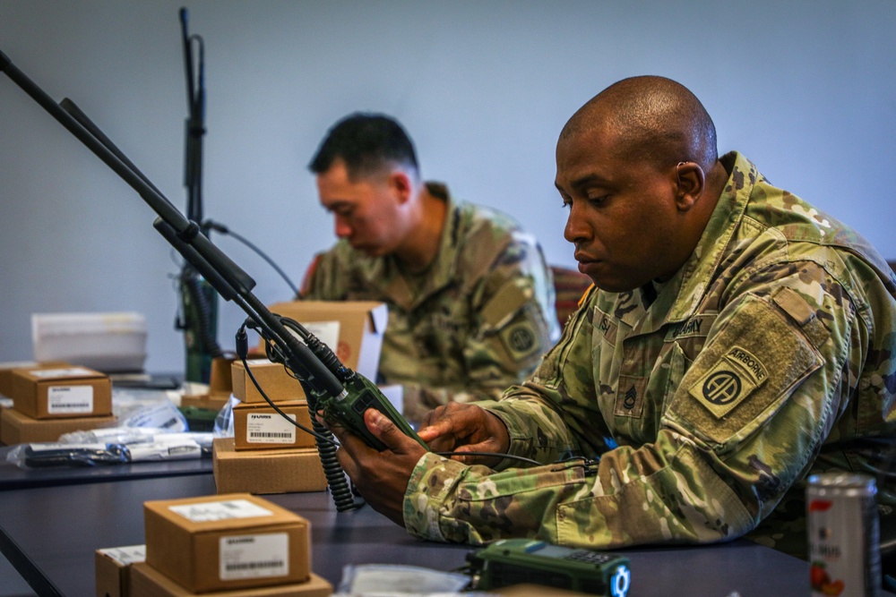 Paratroopers Train With Integrated Tactical Network Equipment