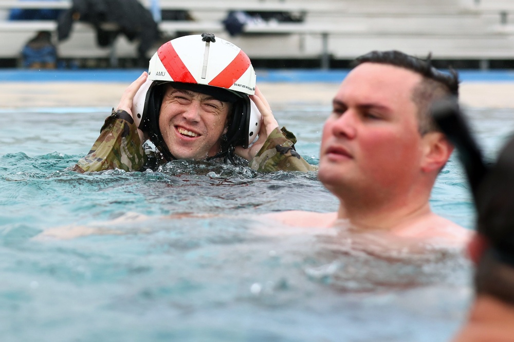 Cal Guard and Cal Fire conduct dunker training