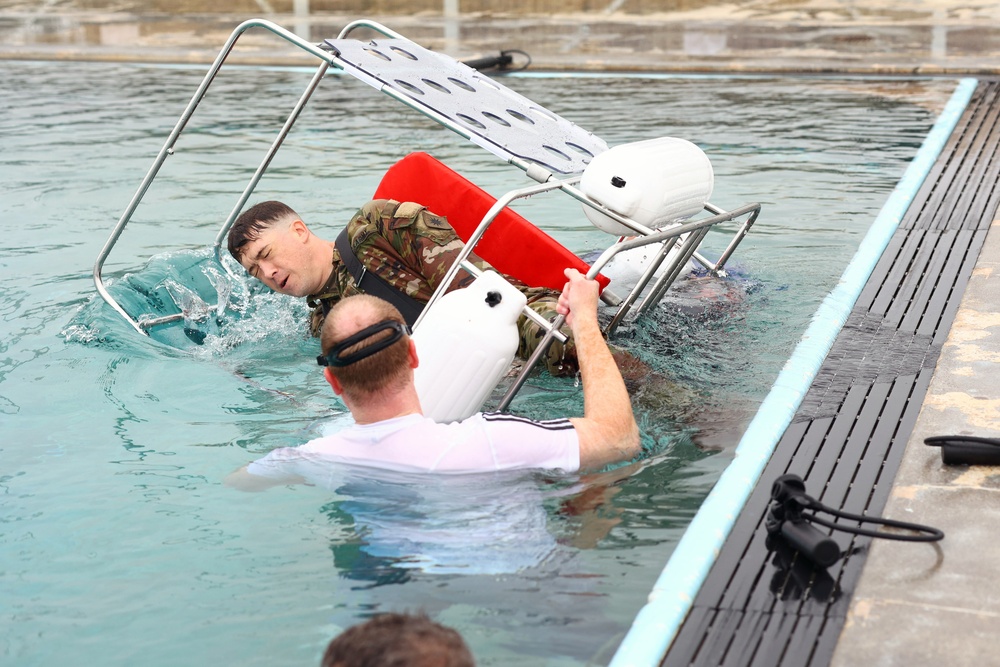 Cal Guard and Cal Fire conduct dunker training