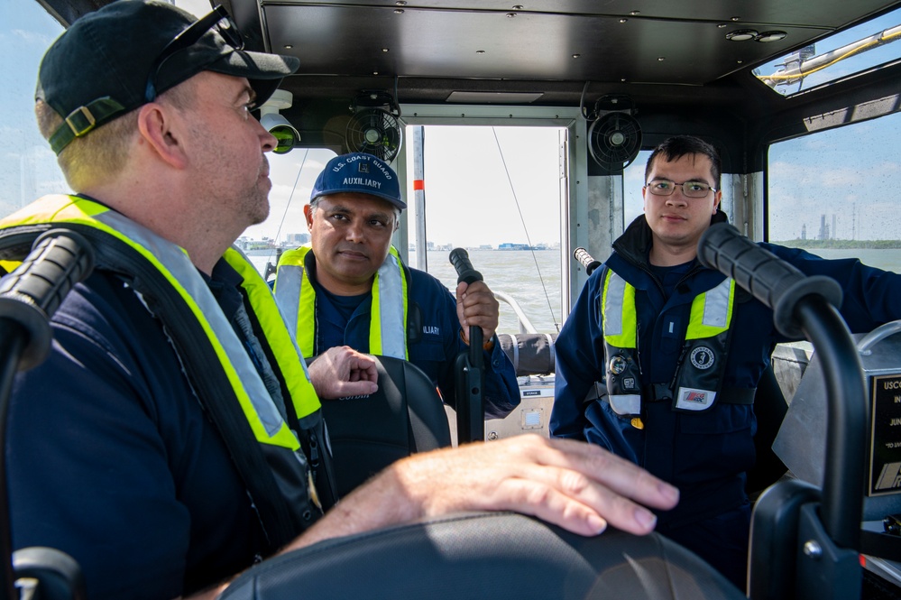 Coast Guard Research &amp; Development Center conducts autonomous vessel demonstration