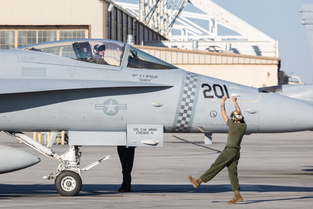 VMFA-312 returns from UDP