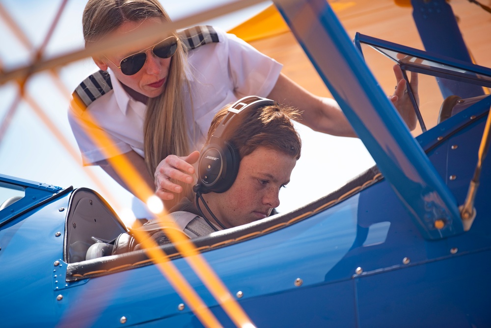 Moody Airmen support youth aviation event