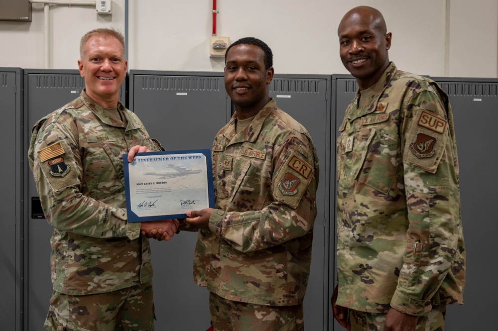 Linebacker of the Week: Staff Sgt. Kevin Mouzon