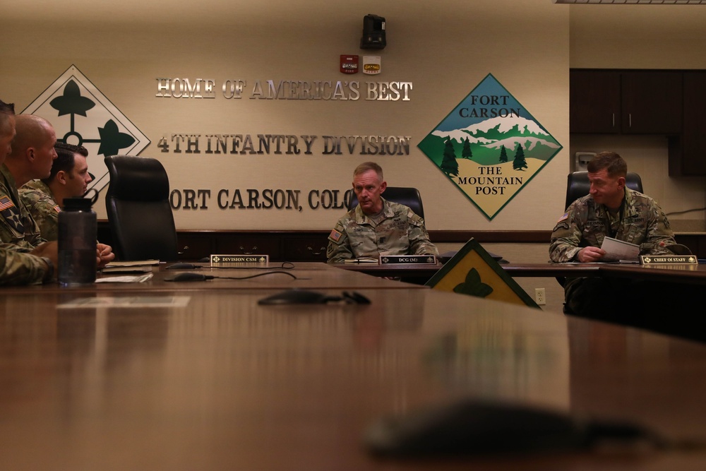 FORSCOM CSM Visits 4th Infantry Division