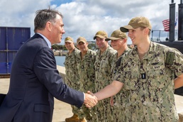 Australian Deputy Prime Minister Tours Asheville