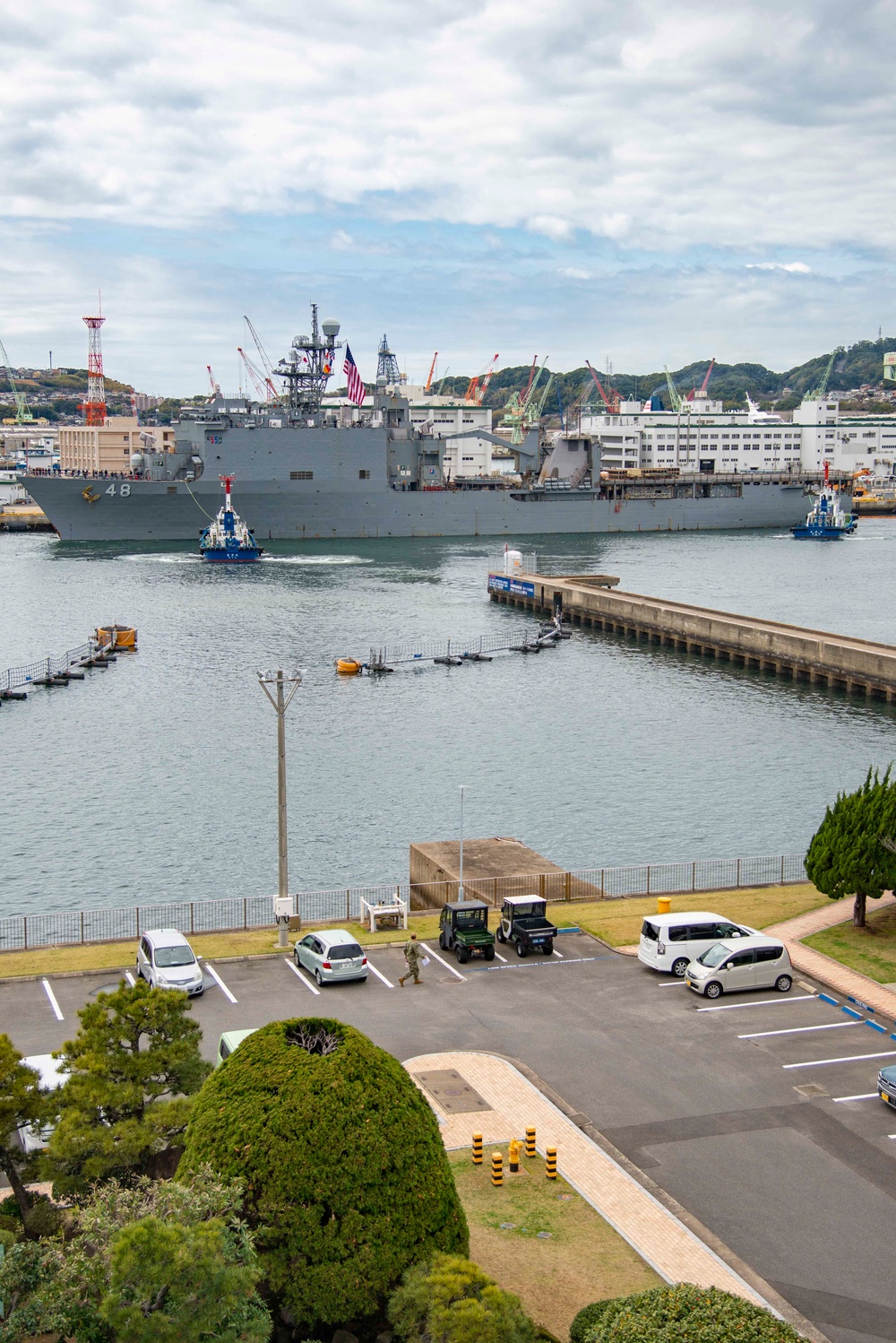 USS Ashland Departs CFAS