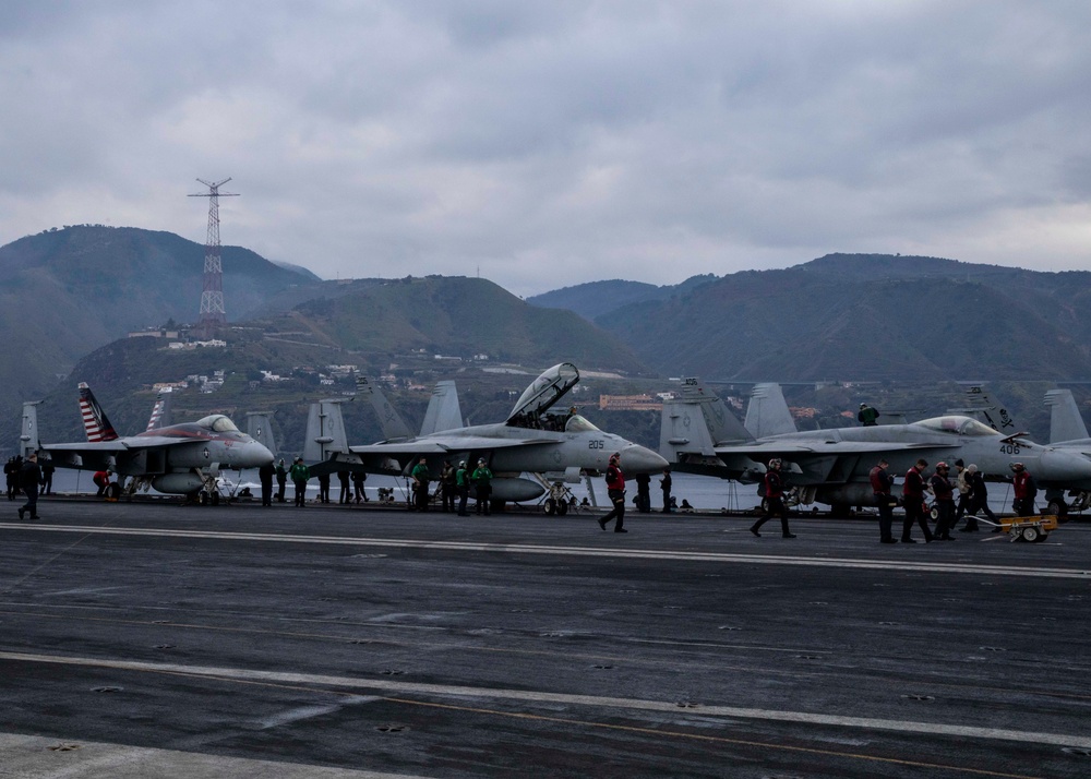 Daily Operations Aboard USS George H.W. Bush (CVN 77)