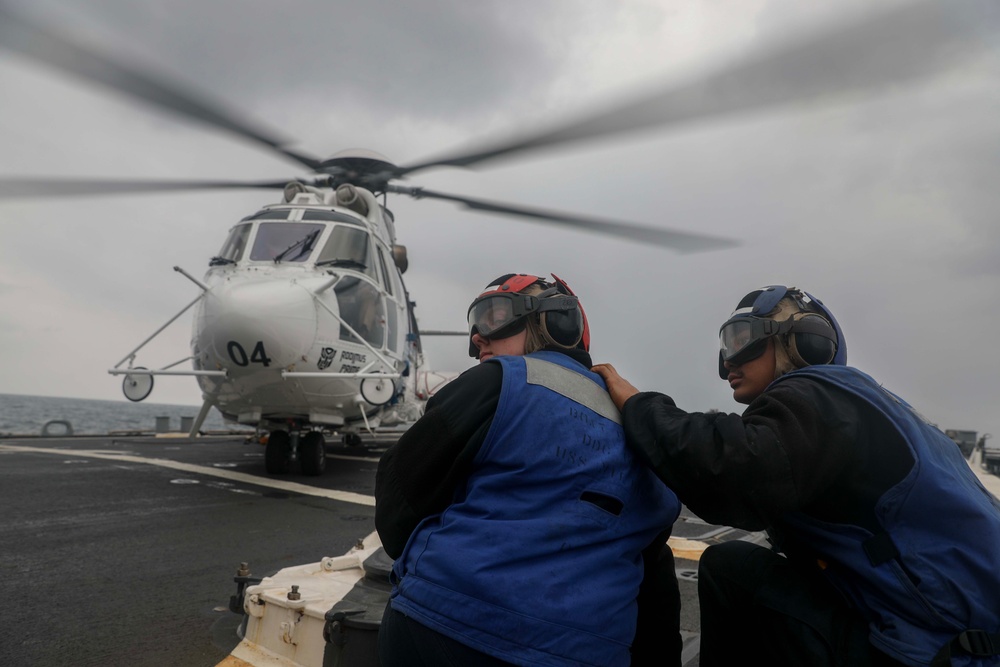 USS Milius (DDG 69) Conducts Flight Operations While Operating in the East China Sea