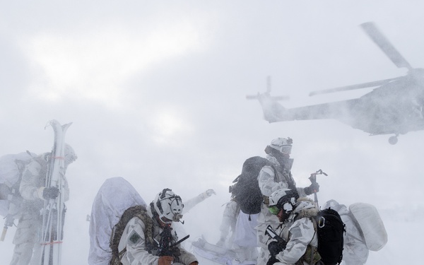 Talvikotka 23: 10th SFG (A) Green Berets, Finnish SOF execute combined training in Arctic