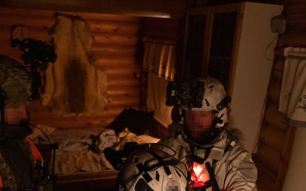 Talvikotka 23: 10th SFG (A) Green Berets, Finnish SOF execute combined training in Arctic