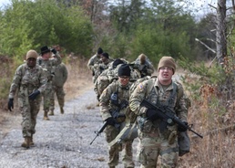 4th Cav Soldiers Be All They Can Be By Earning Their Spurs