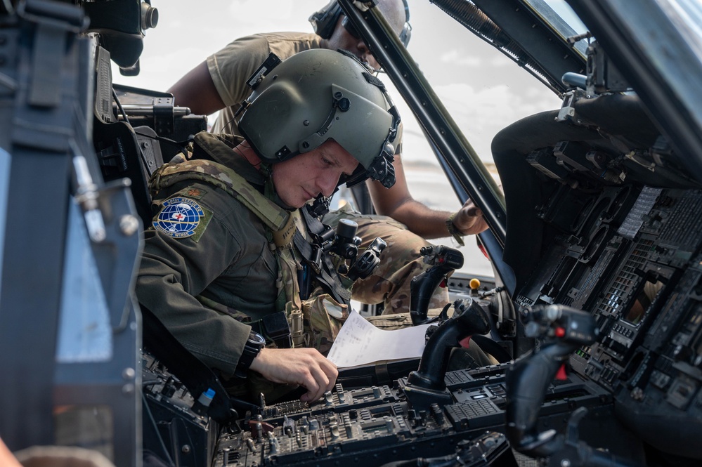 301st RQS conducts alternate insertion, extraction training