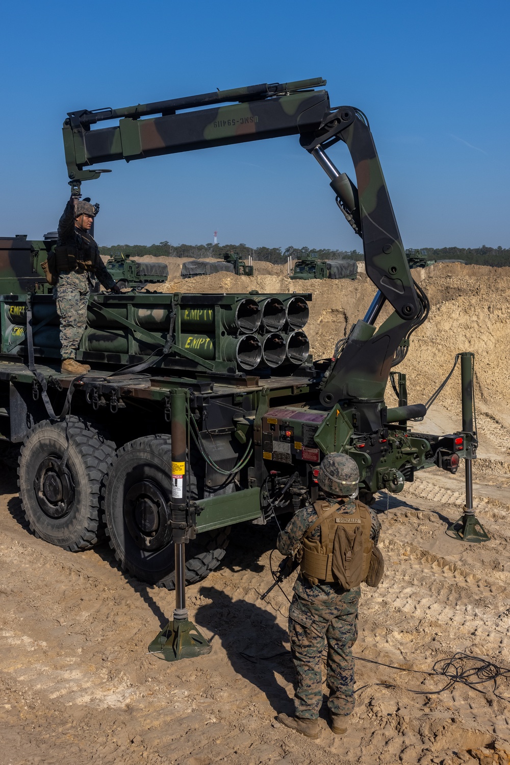 26th MEU Marines Establish A Firebase on MCALF Bogue