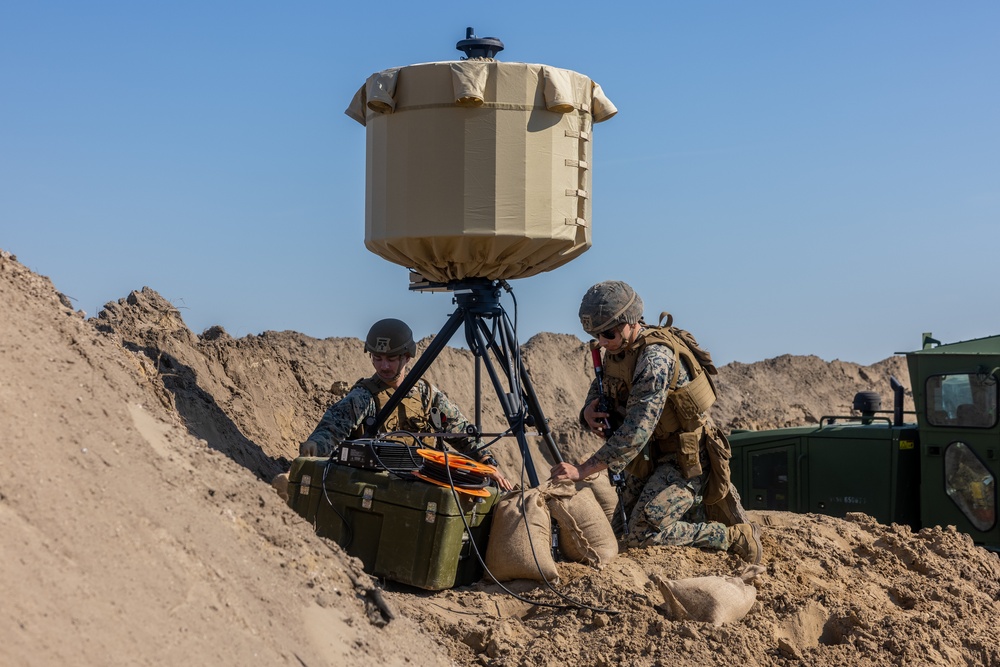 26th MEU Marines Establish A Firebase on MCALF Bogue