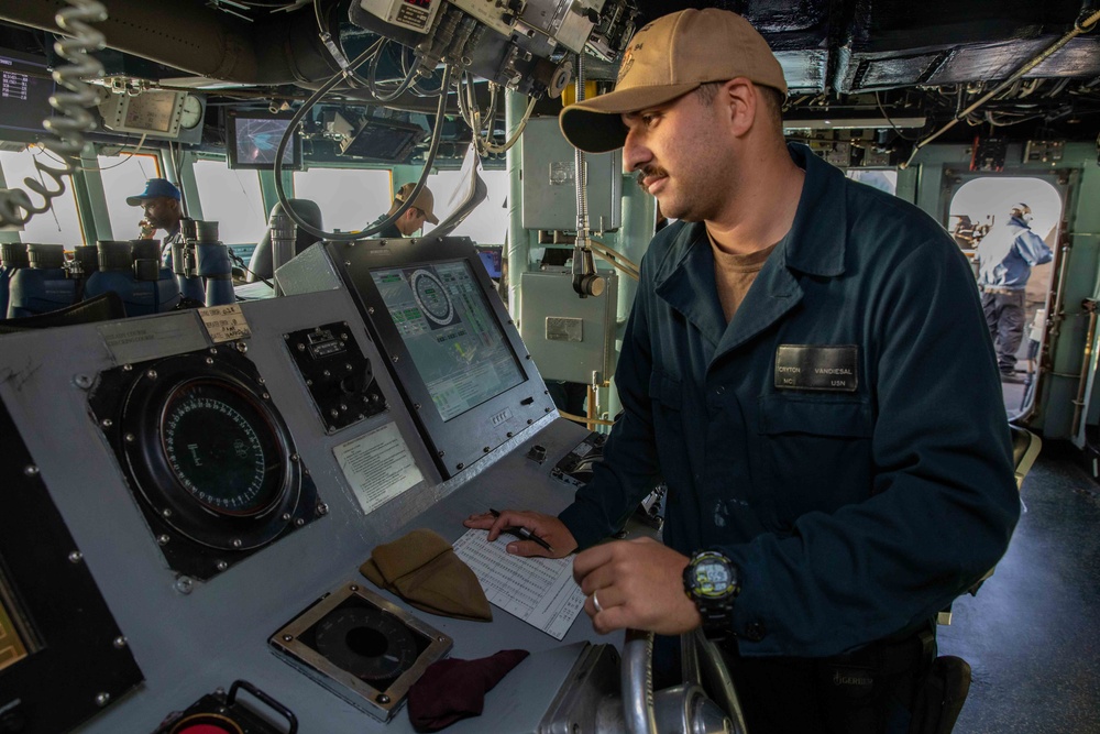 DVIDS - Images - USS Nitze (DDG 94) Daily Operations [Image 2 of 2]