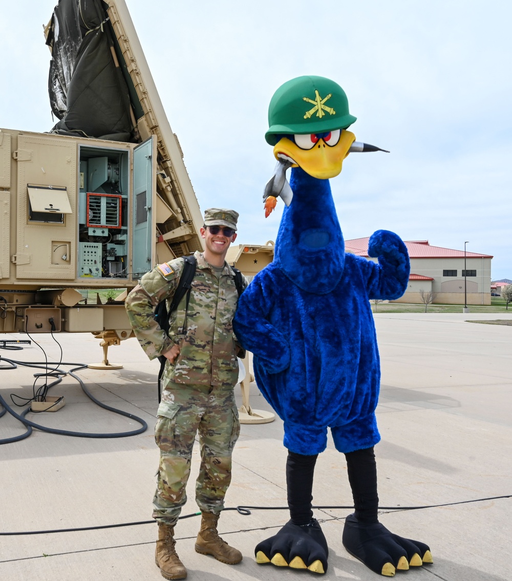 Oozlefinch Visits Patriot General Instructional Facility