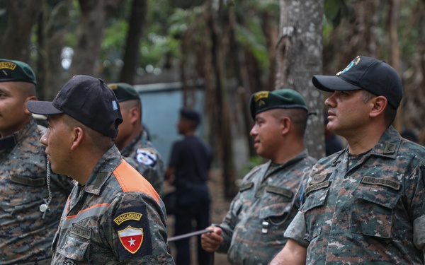 Green Berets teach Guatemalan partners K-9 Handling skills