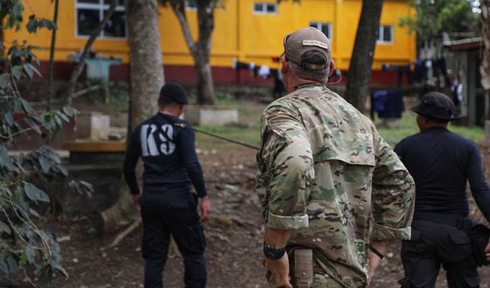 Green Berets teach Guatemalan partners K-9 Handling skills
