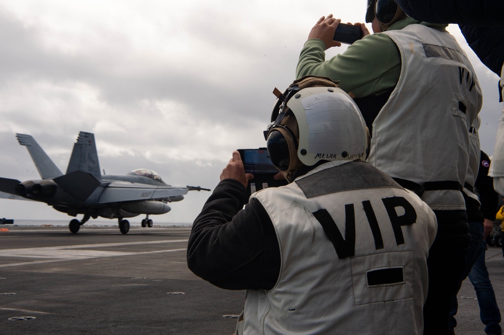 Distinguished Visitors Watch USS Carl Vinson (CVN70) Conduct Flight Operation