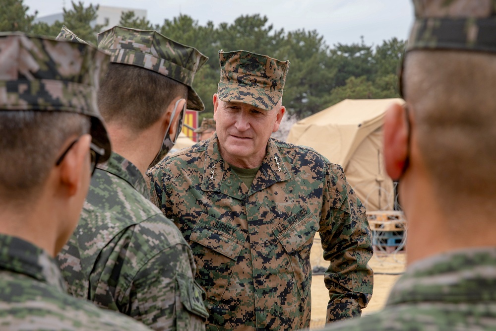 DVIDS - Images - Lt. Gen. Jurney visits the Republic of Korea [Image 4 ...