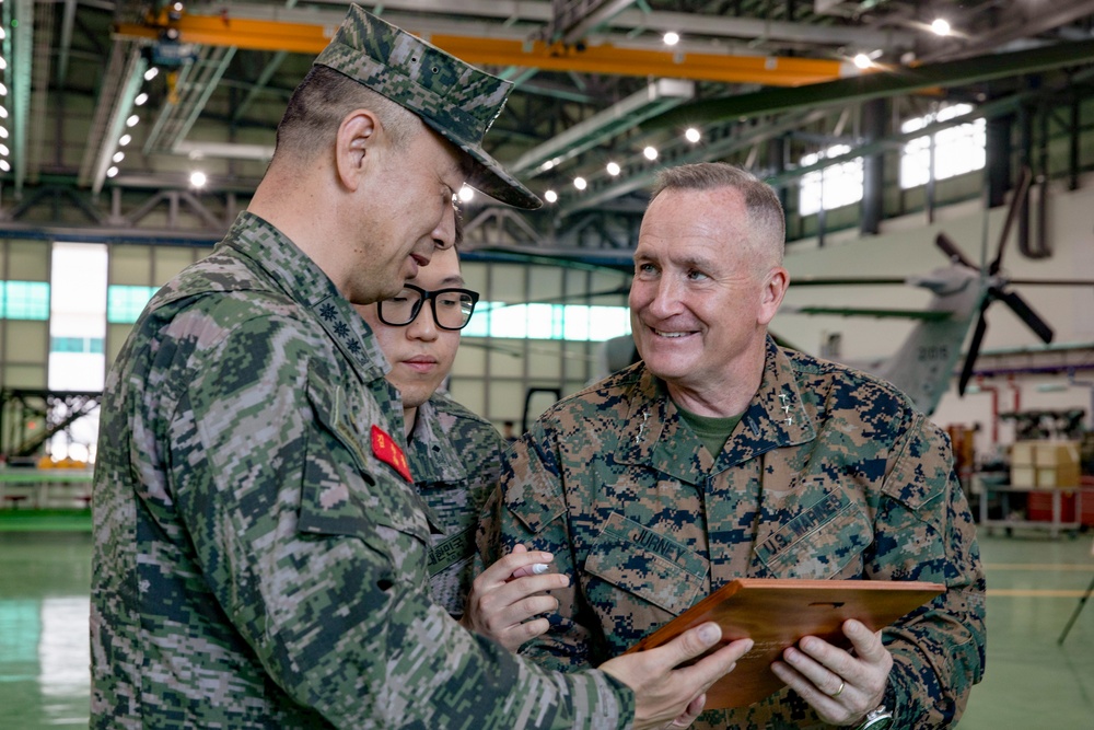 Lt. Gen. Jurney visits the Republic of Korea