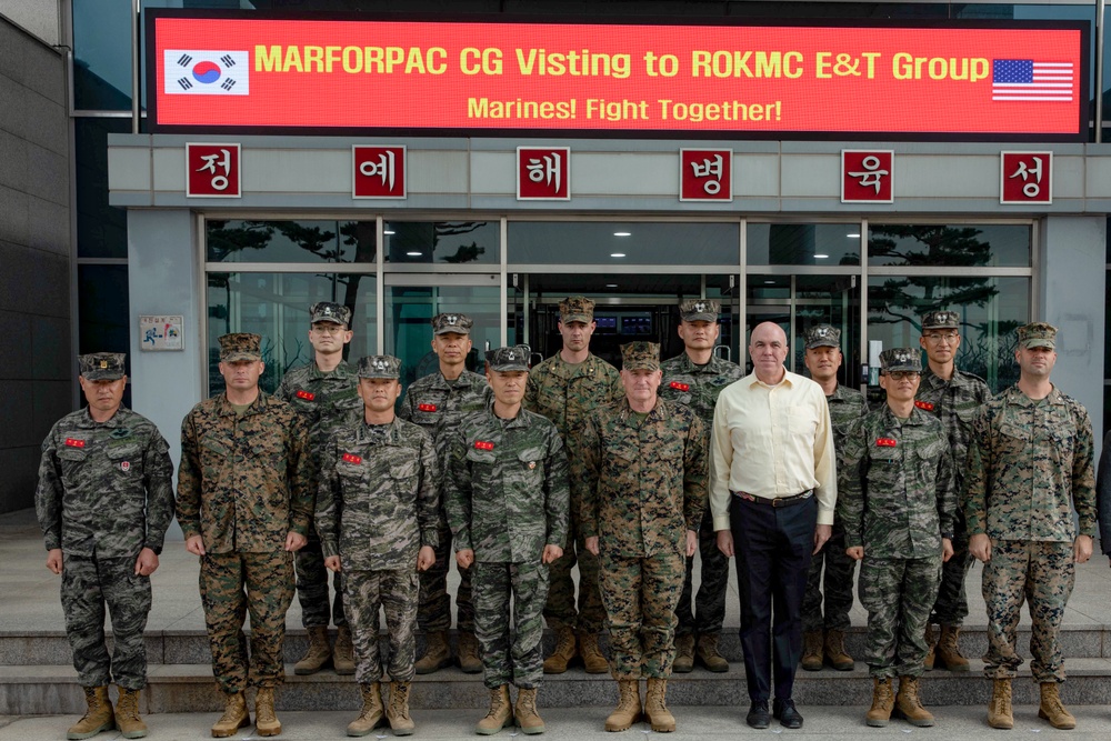 Lt. Gen. Jurney visits the Republic of Korea