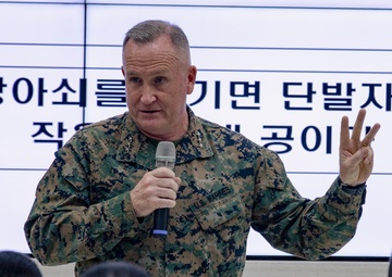 Lt. Gen. Jurney visits the Republic of Korea