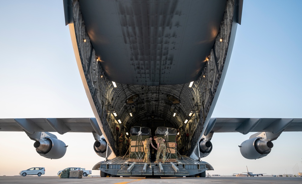 Air Force, Army airdrop supplies in CENTCOM AOR