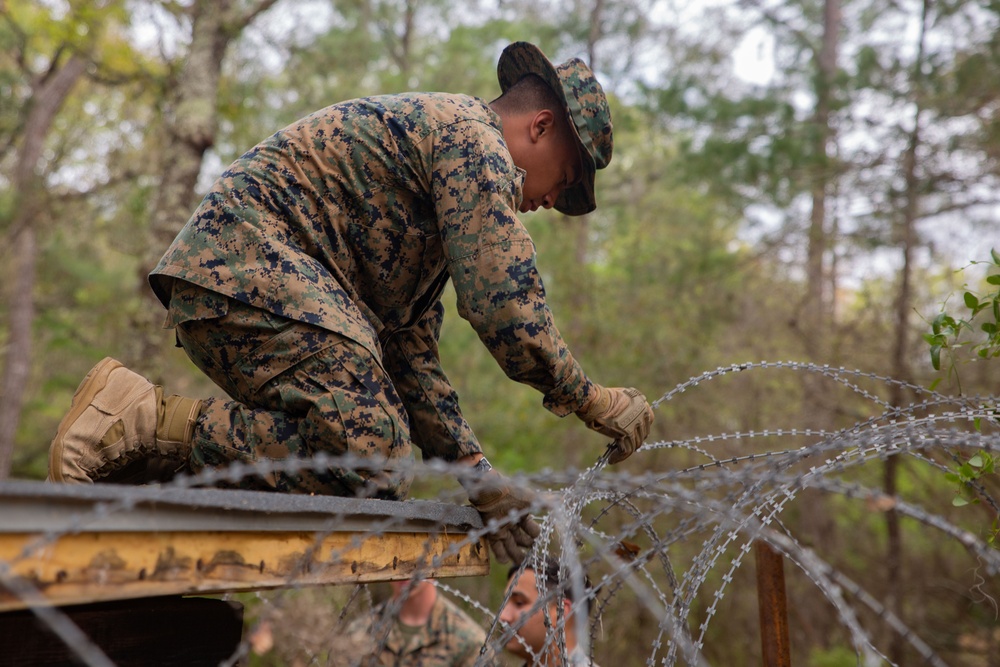 MWSS-273 conducts a Demolition Range