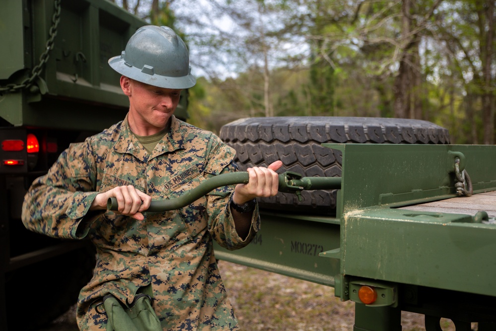 MWSS-273 conducts a Demolition Range