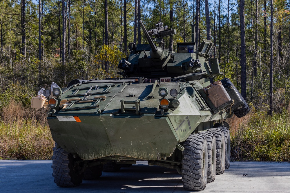 LAV-25 Gunnery at SR7