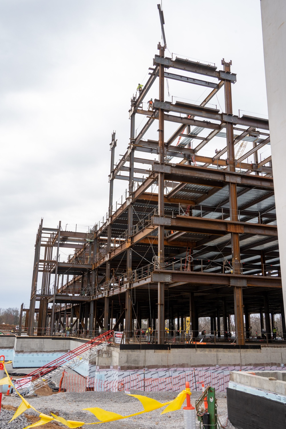 DVIDS - Images - Engineering students from the University of Louisville  visit the site of the Louisville VA Medical Center April 13, 2023. [Image 1  of 3]