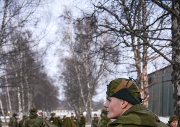 Warmly welcomed, the U.S. contingent arrives