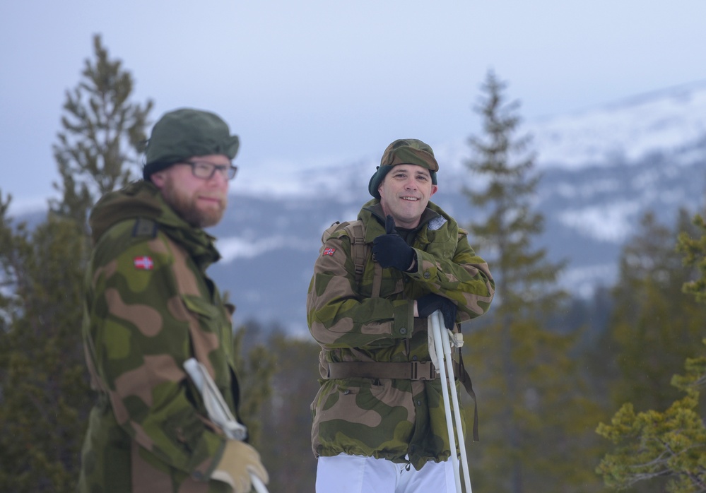 To the top of the mountain and back, NOREX 44 members embrace the Norwegian winter