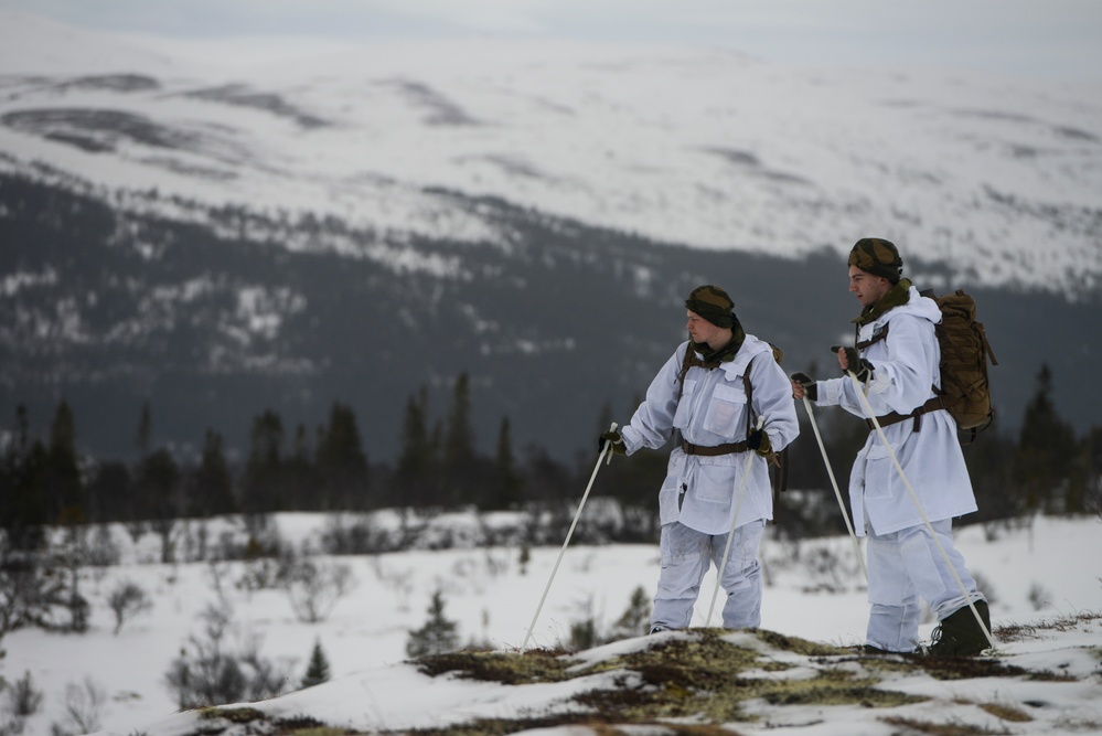 To the top of the mountain and back, NOREX 44 members embrace the Norwegian winter