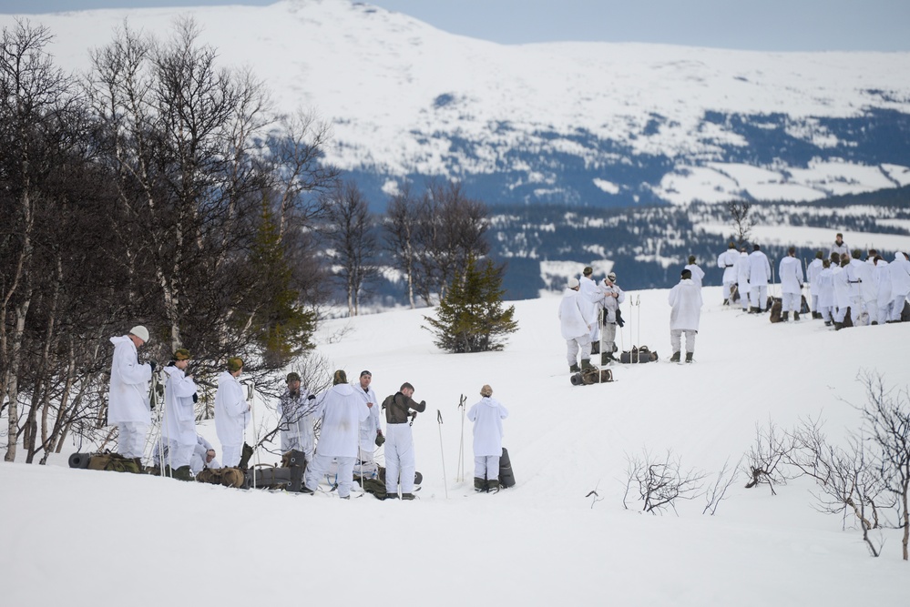 To the top of the mountain and back, NOREX 44 members embrace the Norwegian winter