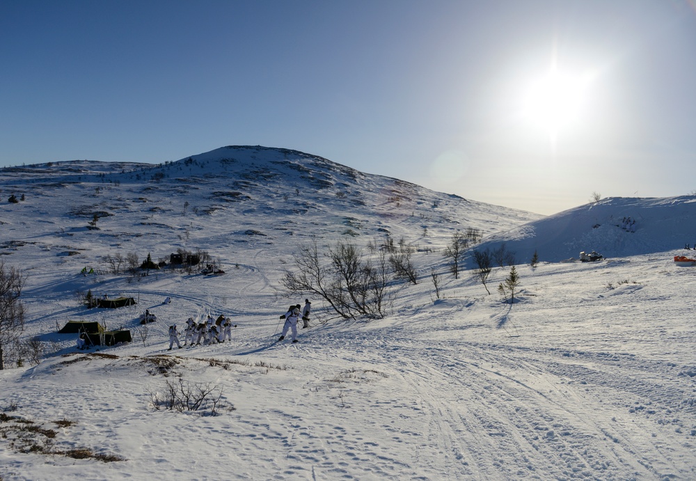 To the top of the mountain and back, NOREX 44 members embrace the Norwegian winter