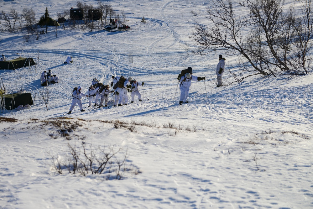 To the top of the mountain and back, NOREX 44 members embrace the Norwegian winter