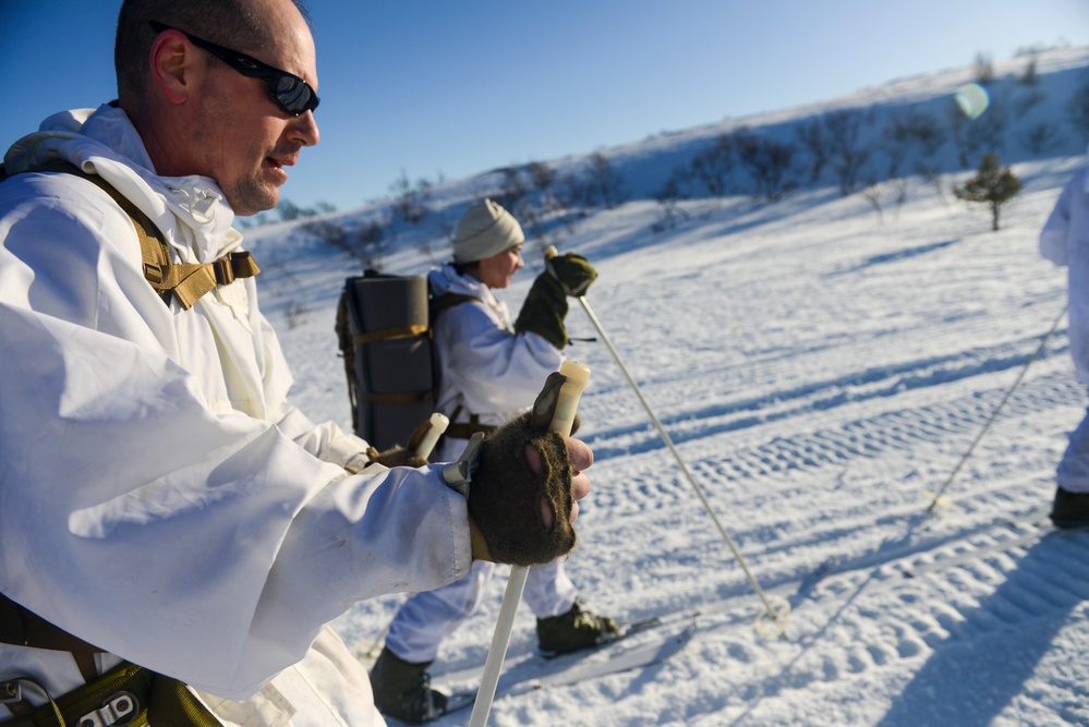 To the top of the mountain and back, NOREX 44 members embrace the Norwegian winter