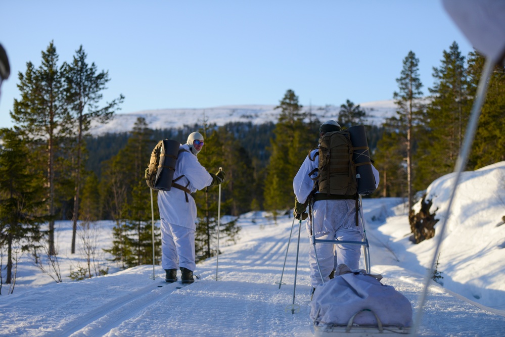 To the top of the mountain and back, NOREX 44 members embrace the Norwegian winter