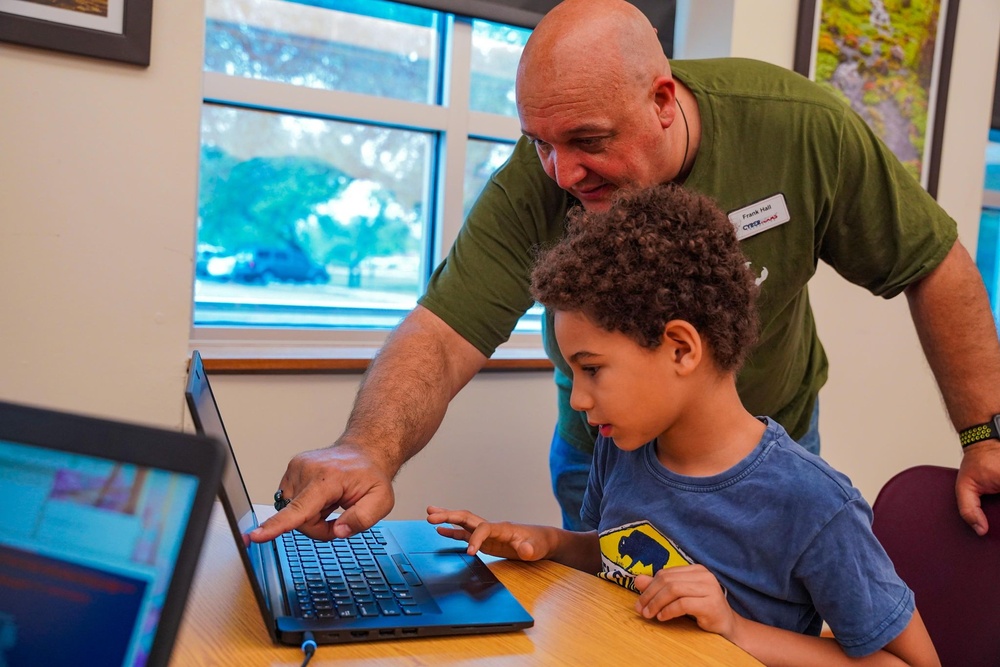 Sixteenth Air Force (Air Forces Cyber) Airmen provide Cyber mentorship in Uvalde