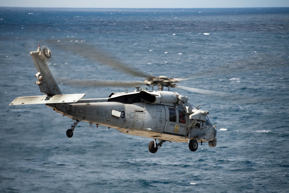 USS Carl Vinson (CVN70) Conducts Flight Operations