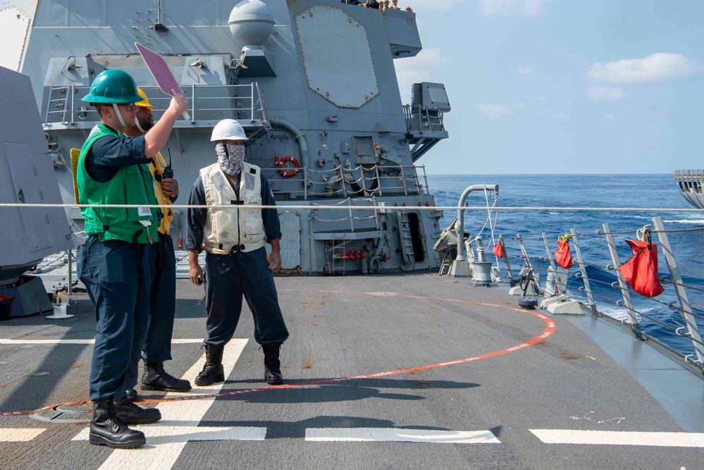 Wayne E. Meyer Conducts Underway Replenishment