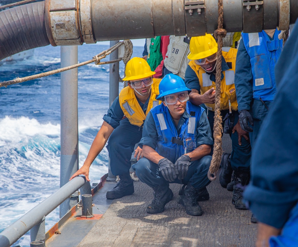 USS Antietam (CG 54) Fueling-At-Sea